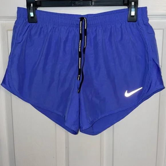 Colorful nike deals shorts